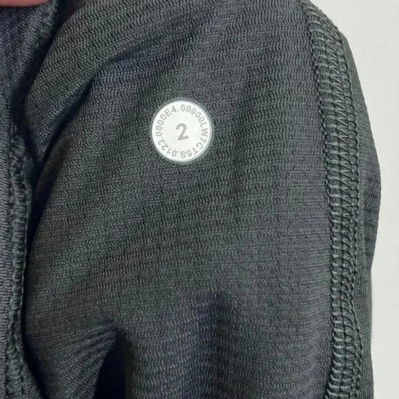 Lululemon NWT Fast and Free Reflective High-Rise Classic-Fit Short 3" - Picture 8 of 9